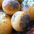 Petites_brioches_a_la_semoule_orange_et_pavotC Petites brioches à la semoule, orange et pavot (Soso)
