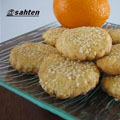Sables_a_l_orange_et_au_sesameC Sablés à l'orange et au sésame (Salwa)