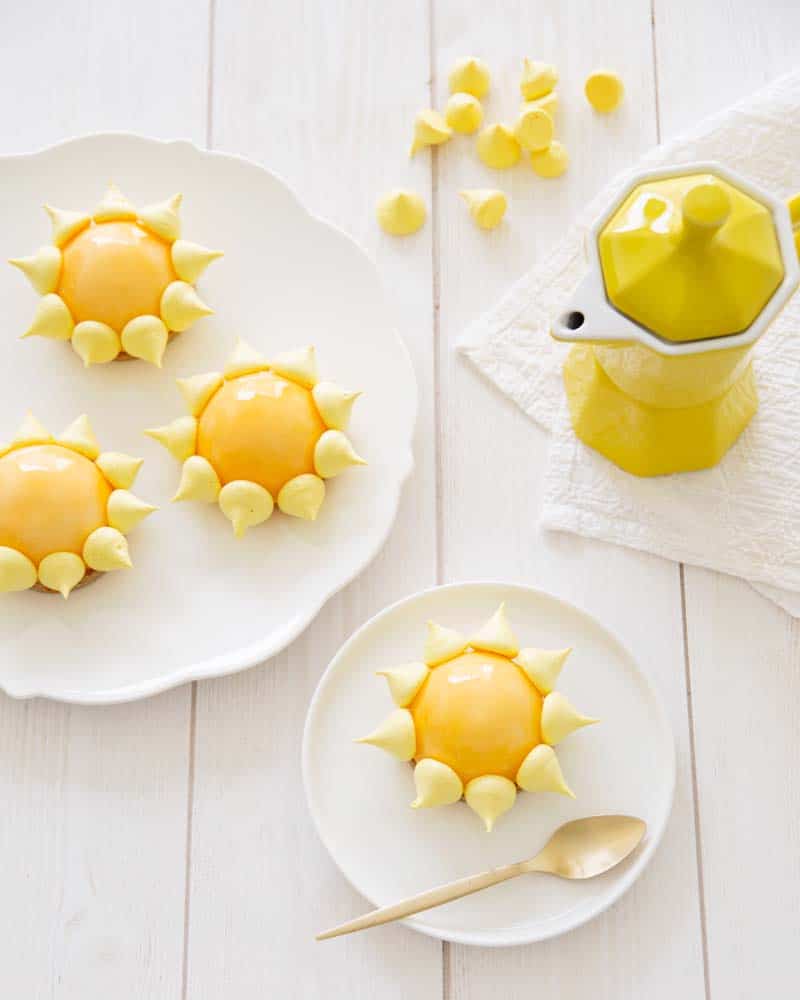 Tarte soleil aux agrumes, livre Tartes de fête de Marie-Laure Tombini, éditions Mango