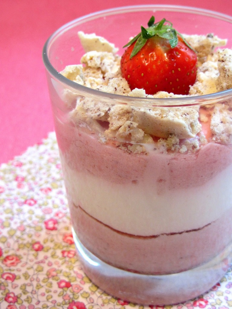 Duo de mousses fraises et fromage blanc