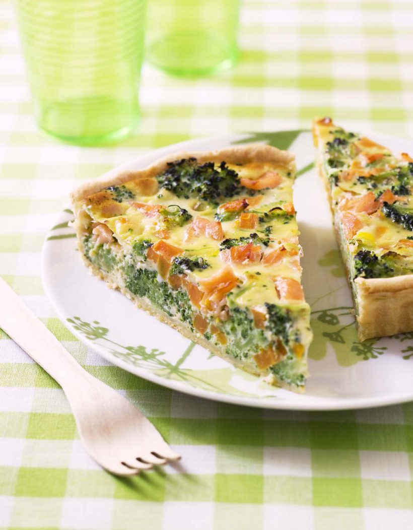 Photo de la recette : Quiche épaisse au saumon, brocoli et carotte